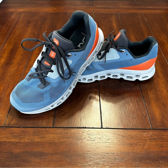 ON Running cloudstratus - Picture 3 of 6